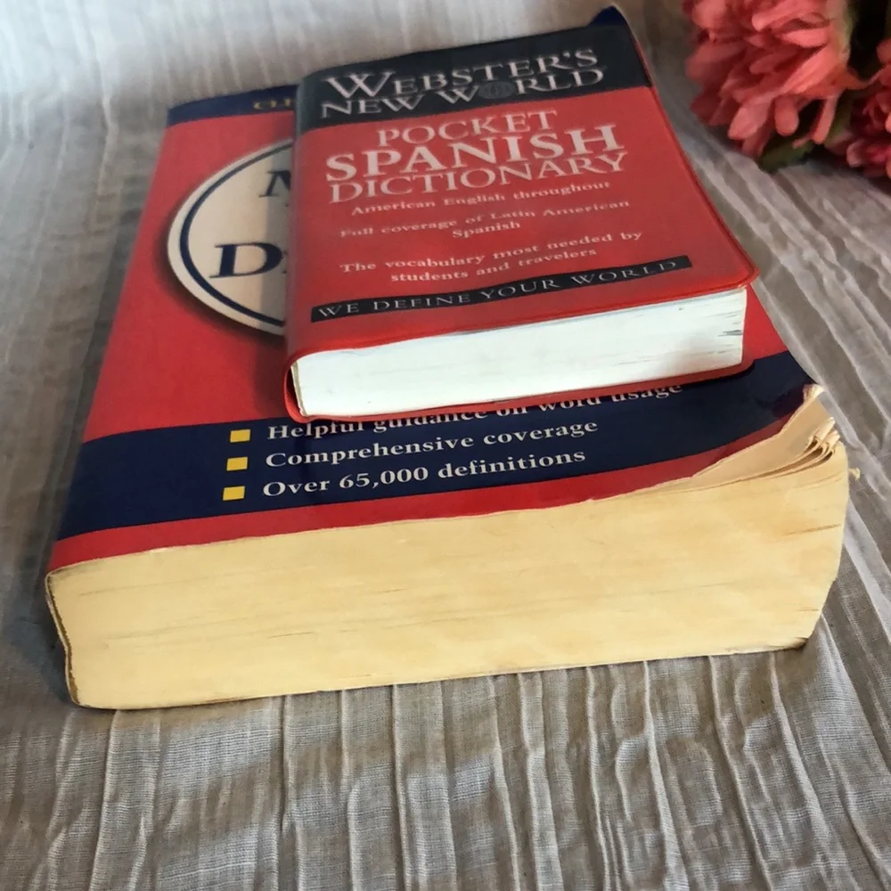 MERRIAM WEBSTER DICTIONARY & POCKET SPANISH DICTIONARY lot of 2 paperback books